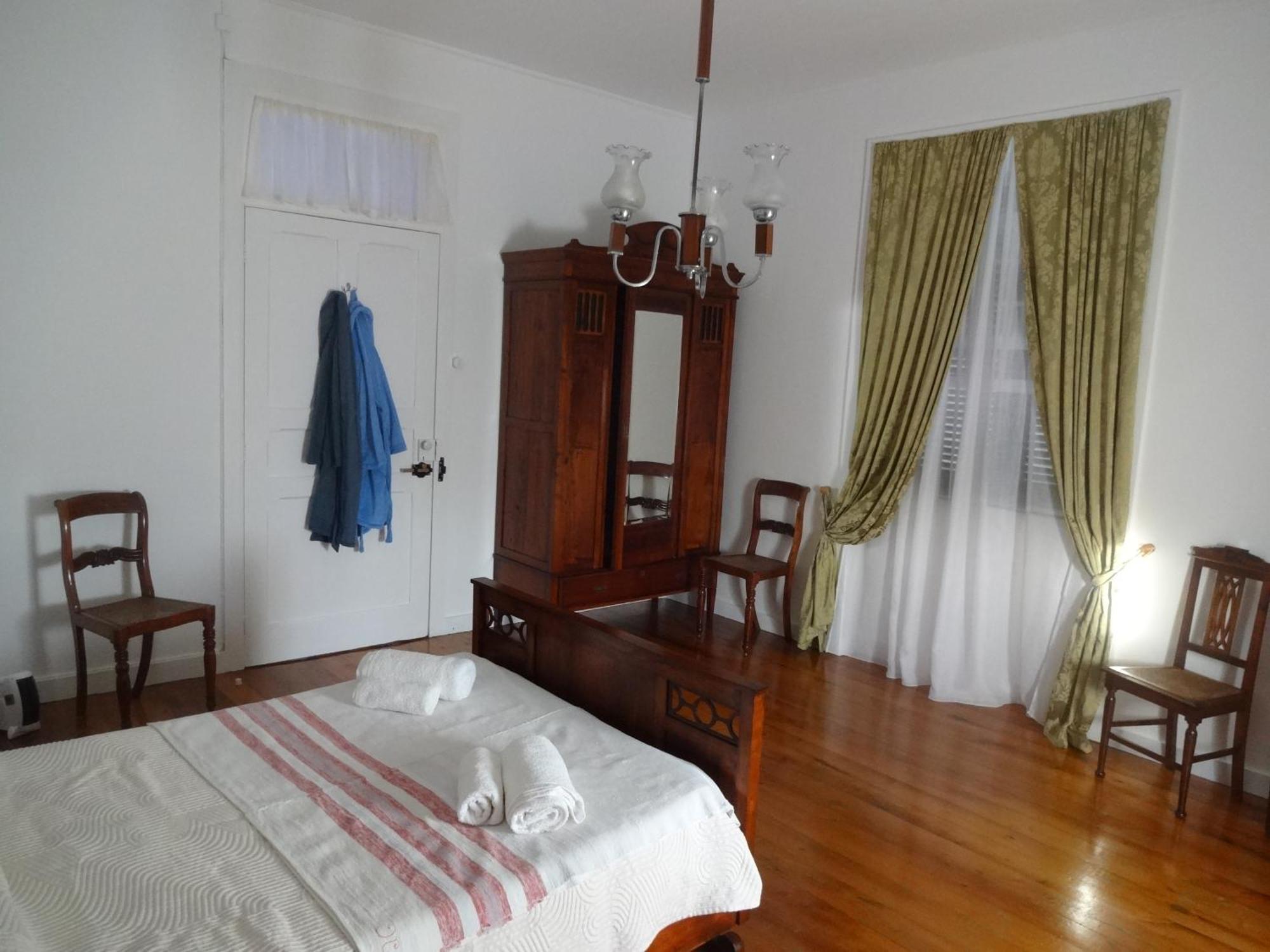 Vila Laura Ribeirinha  Rum bild